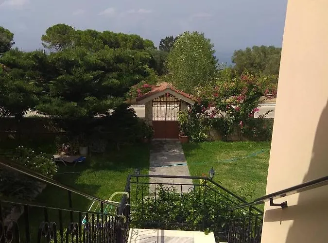 Apartment Lefki Lakithra